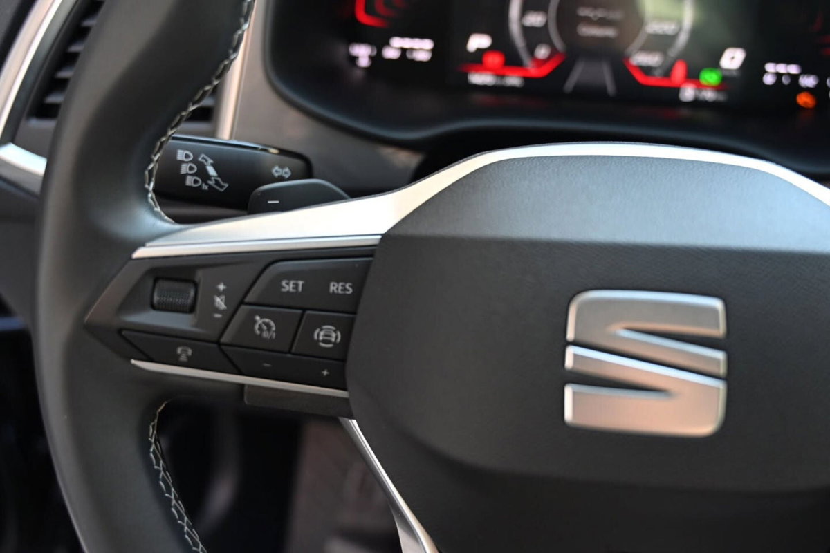 SEAT Ateca 2.0 tdi Black Edition 150cv dsg (20)