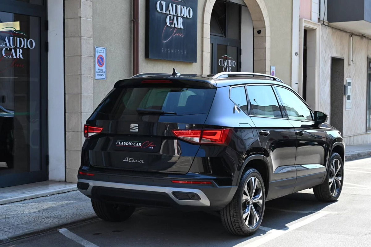 SEAT Ateca 2.0 tdi Black Edition 150cv dsg (5)