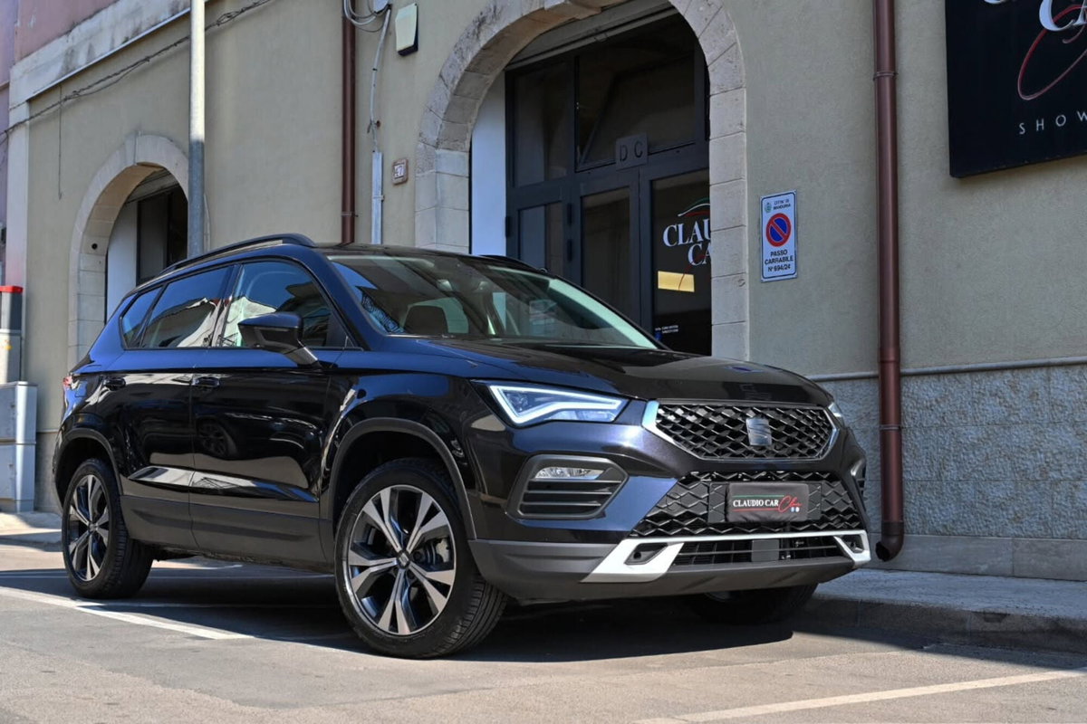SEAT Ateca 2.0 tdi Black Edition 150cv dsg (9)