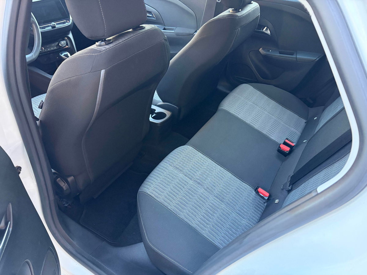 Opel Corsa 1.2 Edition (7)