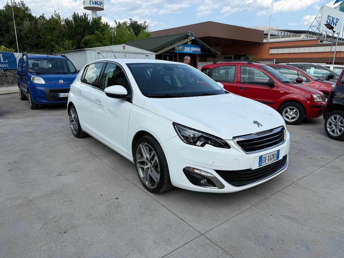 Peugeot 308 1.6 e-HDi 115 CV Stop&Start Allure (3)