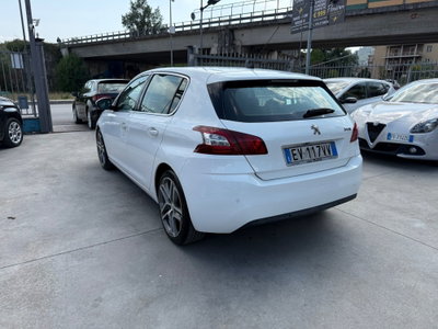 Peugeot 308 1.6 e-HDi 115 CV Stop&Start Allure (7)