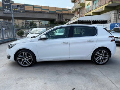 Peugeot 308 1.6 e-HDi 115 CV Stop&Start Allure (8)