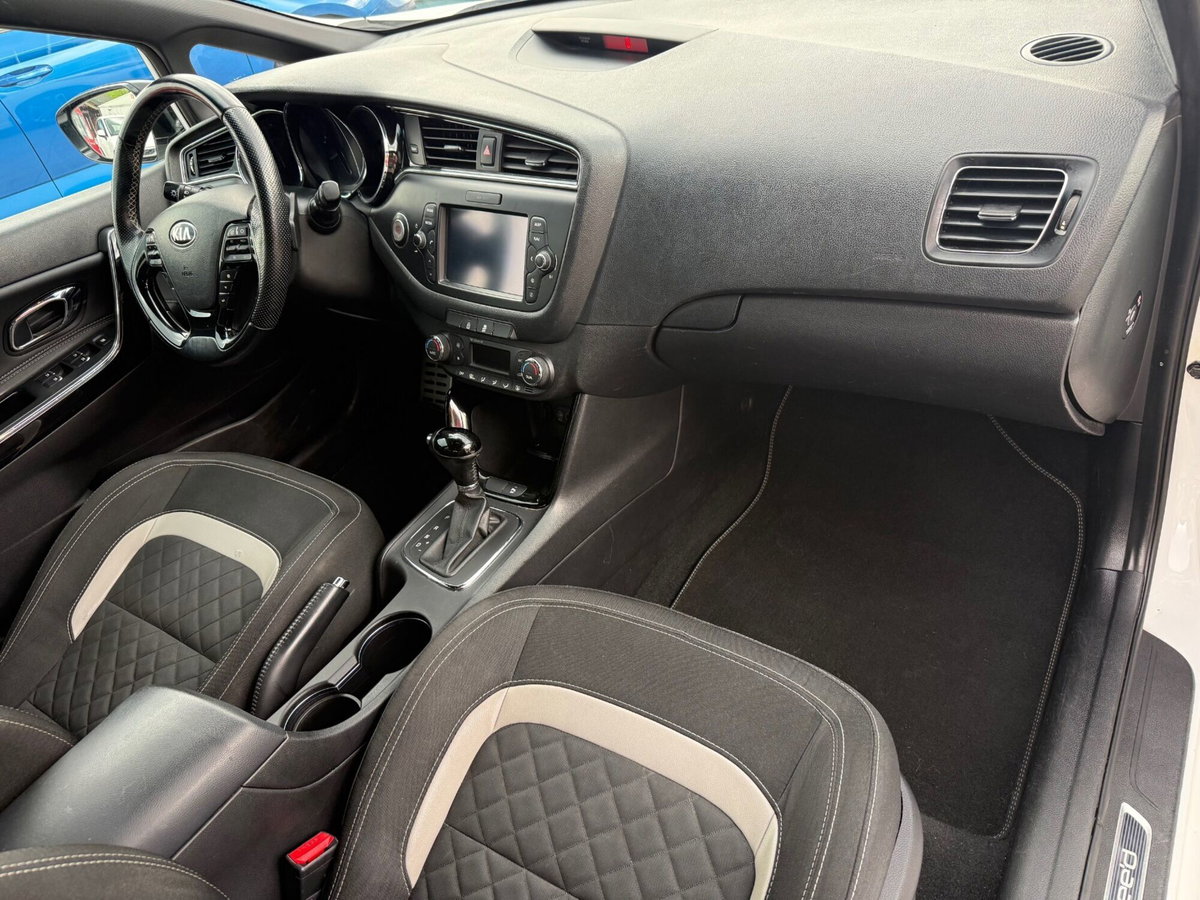 Kia Ceed 1.6 CRDi 136 CV DCT 5p. GT Line (12)