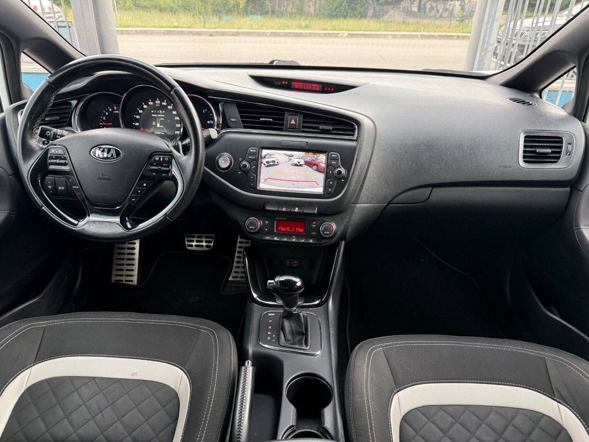Kia Ceed 1.6 CRDi 136 CV DCT 5p. GT Line (15)