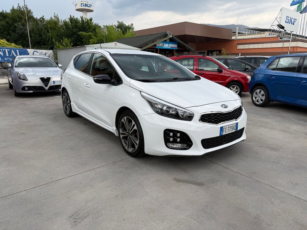 Kia Ceed 1.6 CRDi 136 CV DCT 5p. GT Line (3)