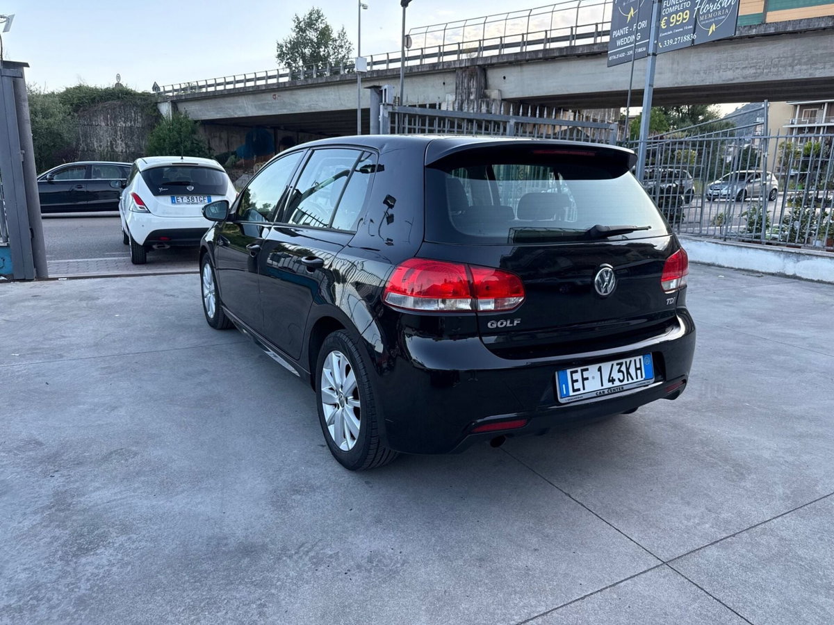 Volkswagen Golf 1.6 TDI DPF 5p. Comfortline (7)