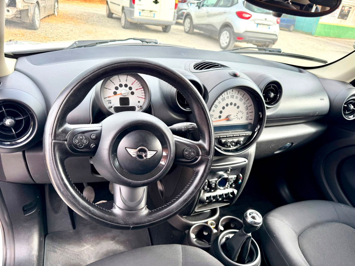 MINI Mini Countryman 1.6 Cooper D Countryman (10)
