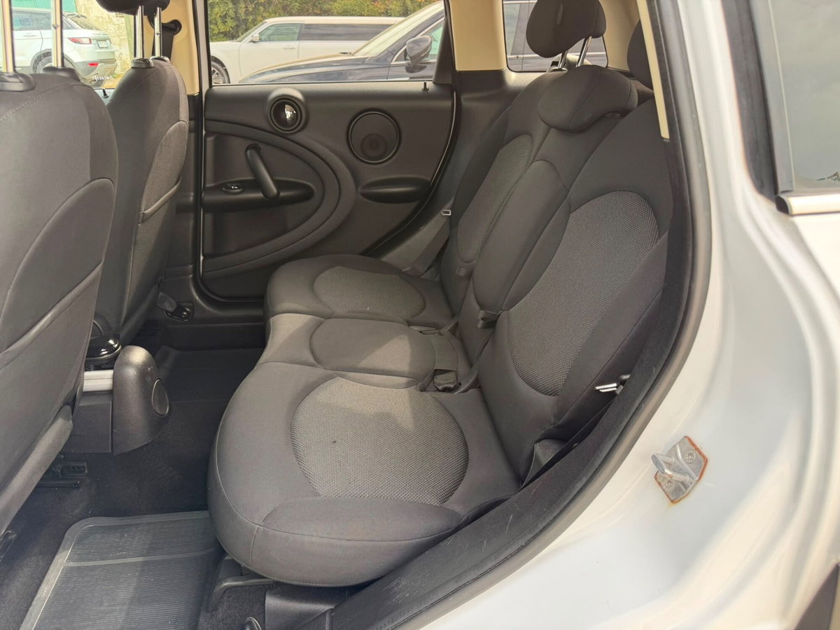MINI Mini Countryman 1.6 Cooper D Countryman (12)