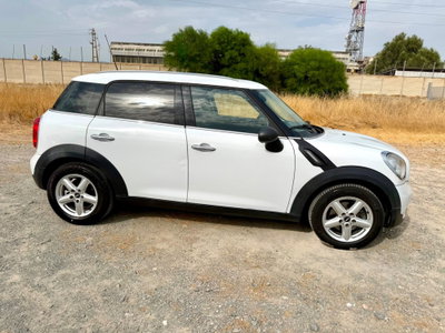 MINI Mini Countryman 1.6 Cooper D Countryman (8)