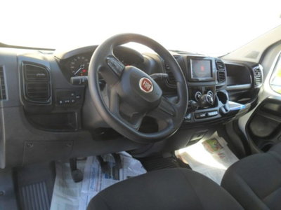 Fiat Ducato Furgone Vetrato 33 2.2 Mjt 140CV AT9 PM-TN Furgone Vetrato (18)