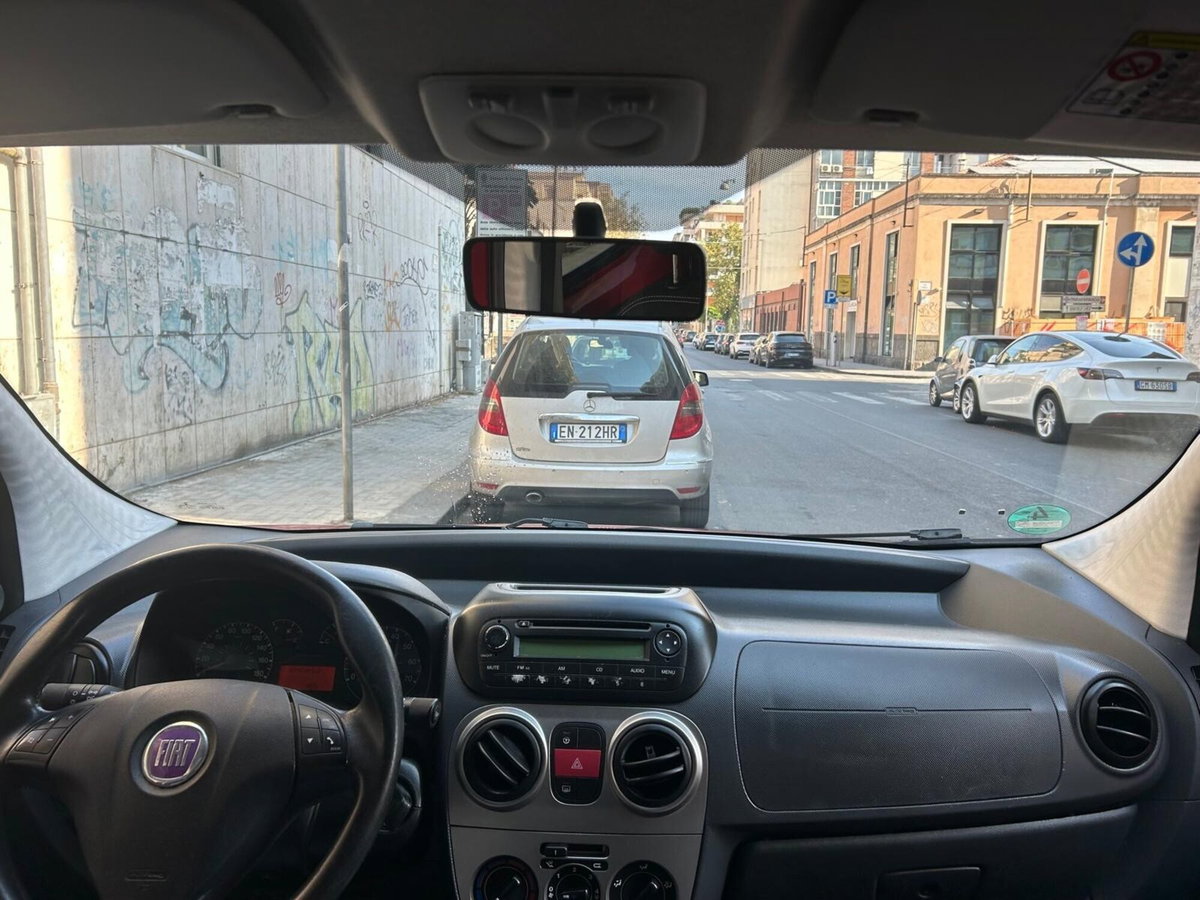 Fiat Qubo 1.3 MJT 75 CV Trekking (19)