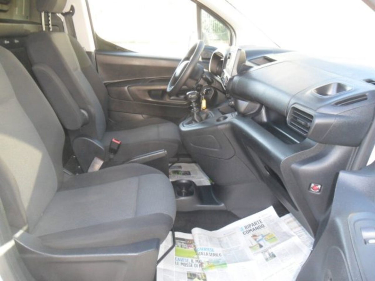 Toyota Proace City City 1.5D 100 CV S&S PC 5p. Comfort (11)
