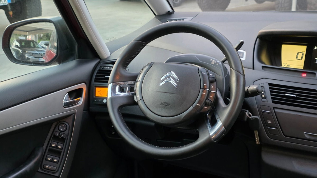 Citroen C4 Picasso 1.6 e-HDi 115 ETG6 Business (14)
