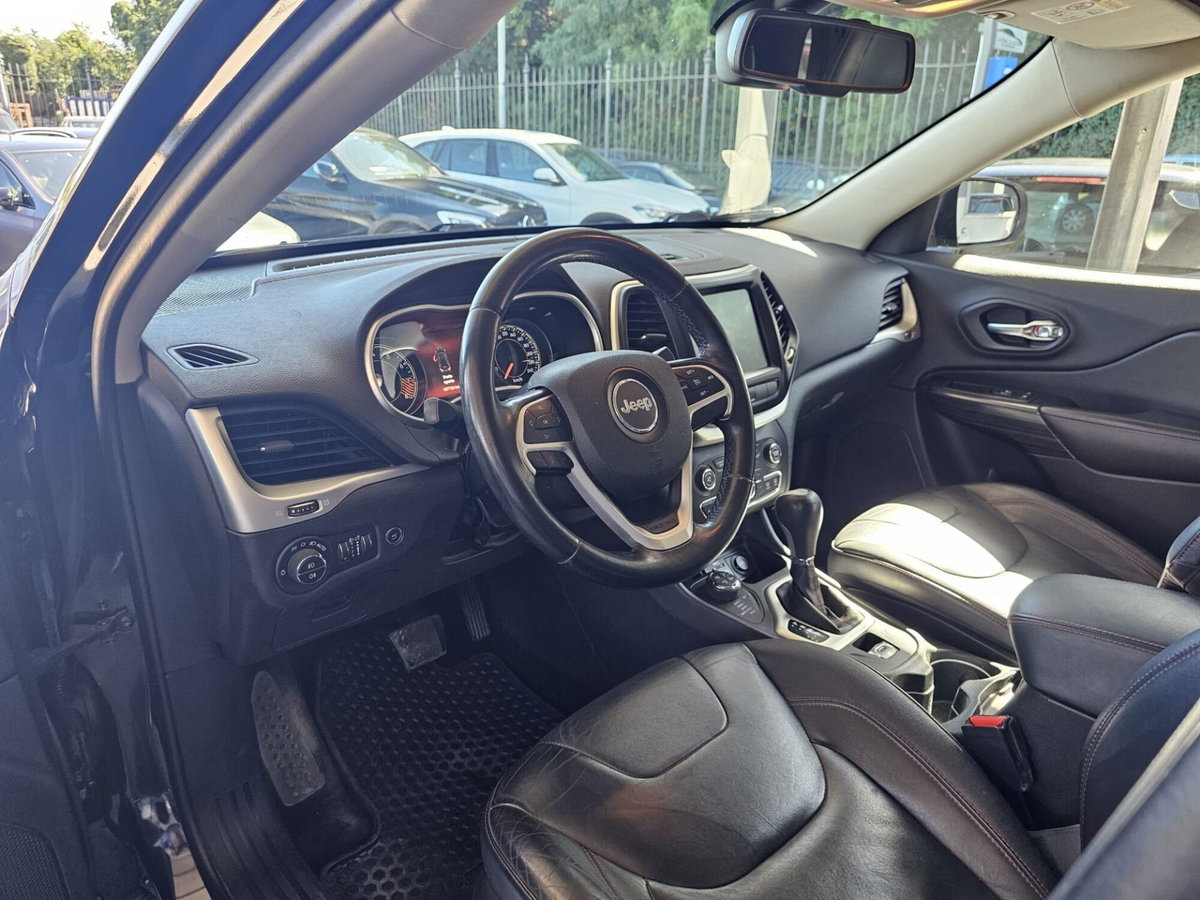 Jeep Cherokee 3.2 V6 Pentastar 4WD Active Drive Lock Trailhawk (14)