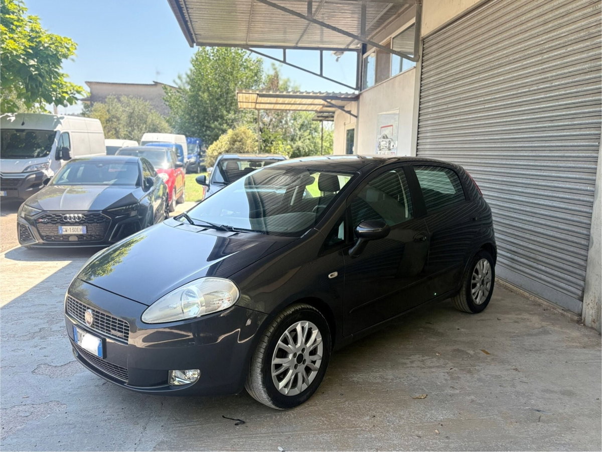 Fiat Grande Punto 1.3 MJT 90 CV 5 porte Dynamic (2)