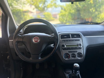 Fiat Grande Punto 1.3 MJT 90 CV 5 porte Dynamic (4)