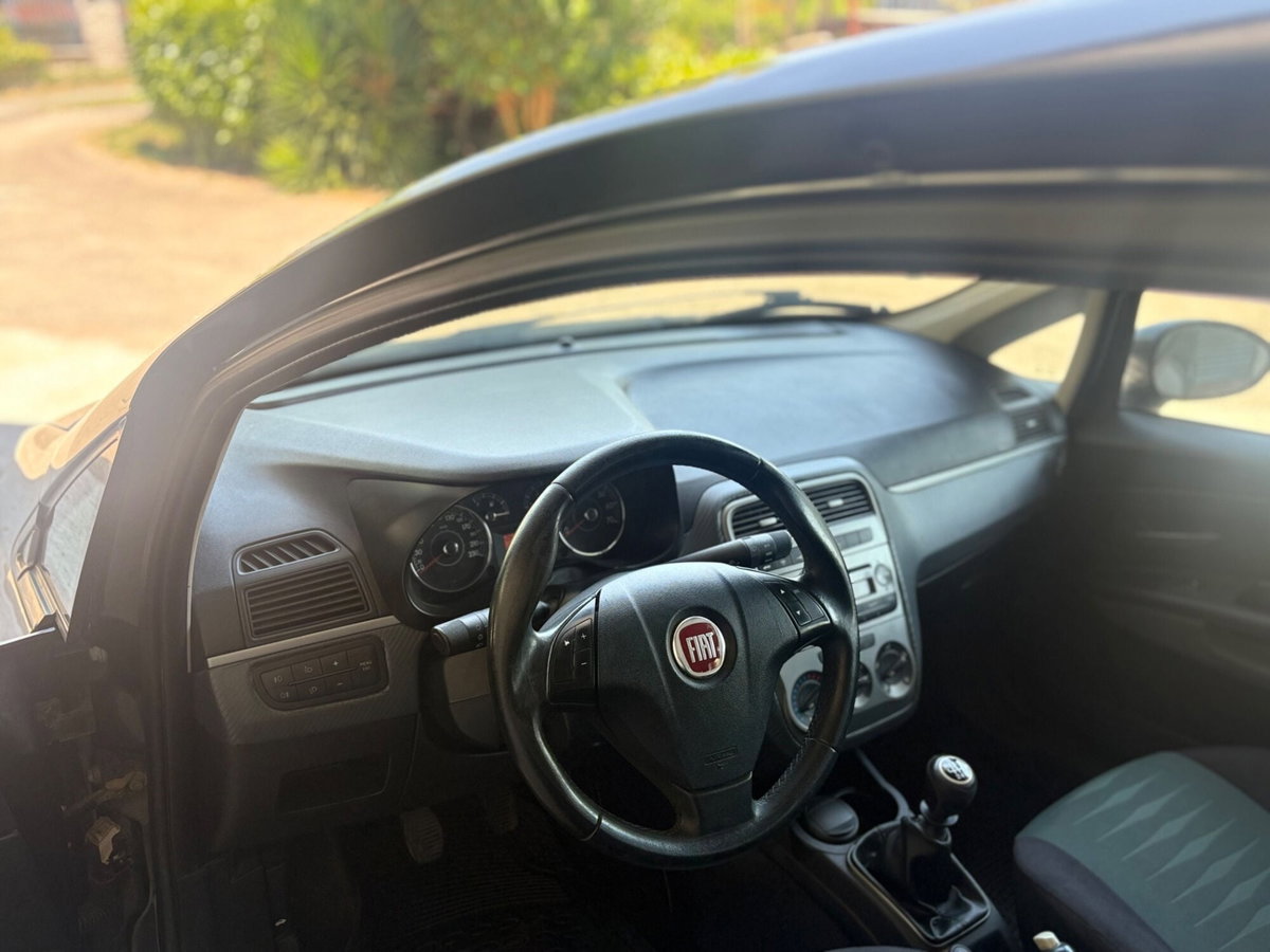 Fiat Grande Punto 1.3 MJT 90 CV 5 porte Dynamic (5)