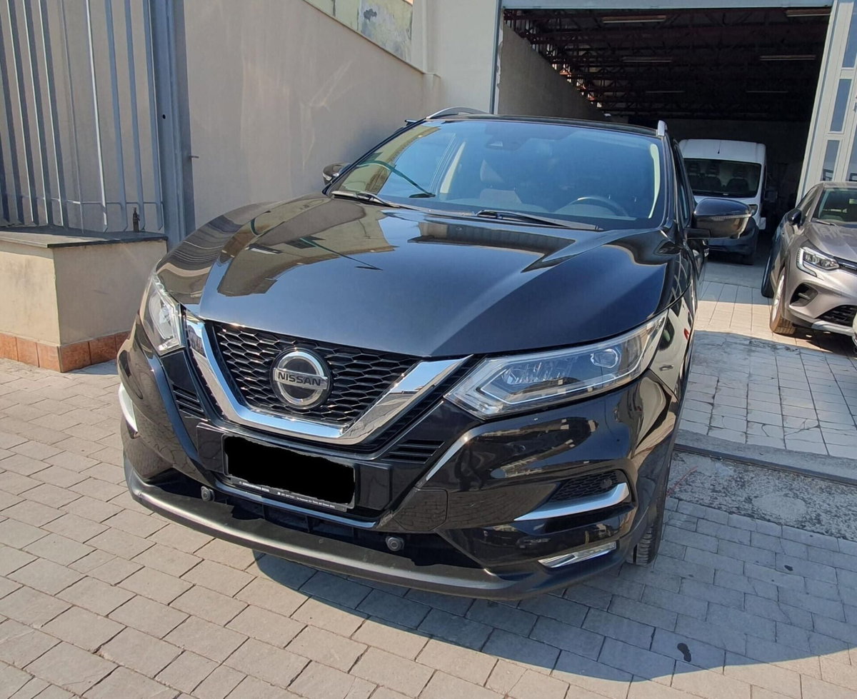 Nissan Qashqai 1.5 dCi N-Connecta (4)