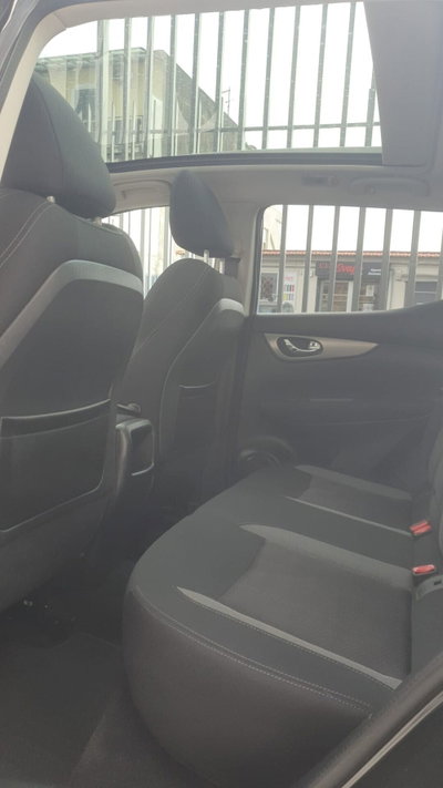 Nissan Qashqai 1.5 dCi N-Connecta (9)
