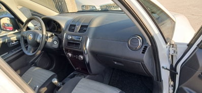 Fiat Sedici 2.0 MJT 16V DPF 4x2 Emotion (16)