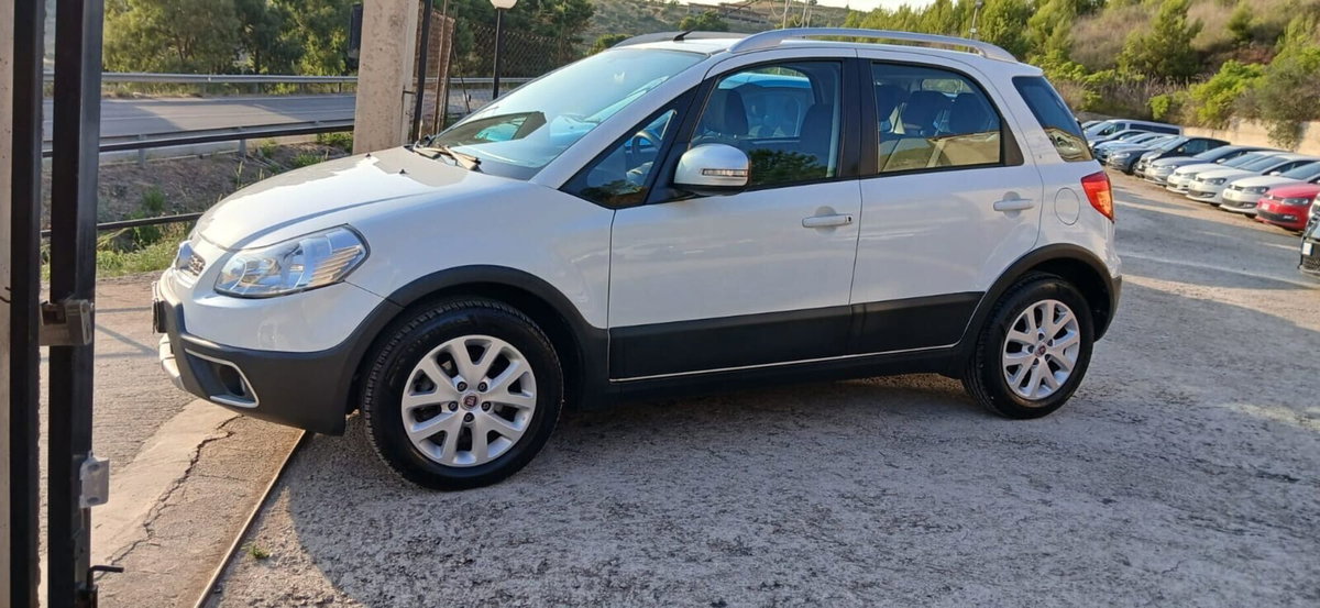 Fiat Sedici 2.0 MJT 16V DPF 4x2 Emotion (5)
