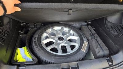 Jeep Renegade 1.6 Mjt 120 CV Longitude (12)