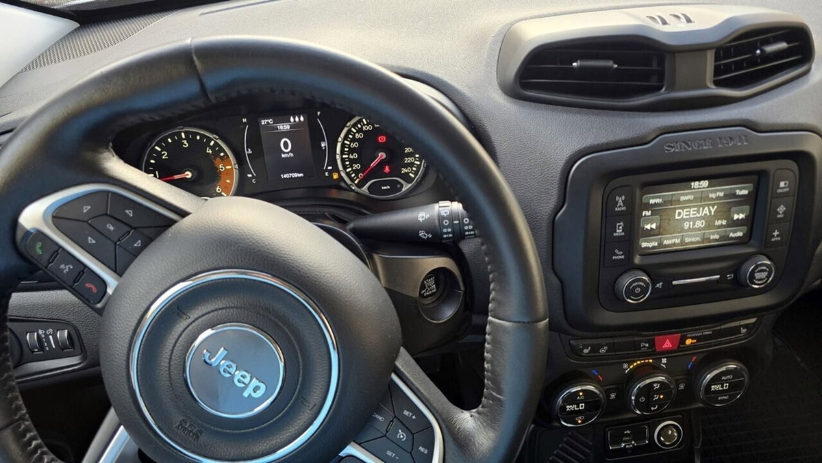 Jeep Renegade 1.6 Mjt 120 CV Longitude (6)