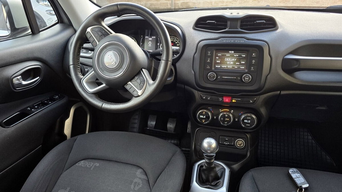 Jeep Renegade 1.6 Mjt 120 CV Longitude (7)