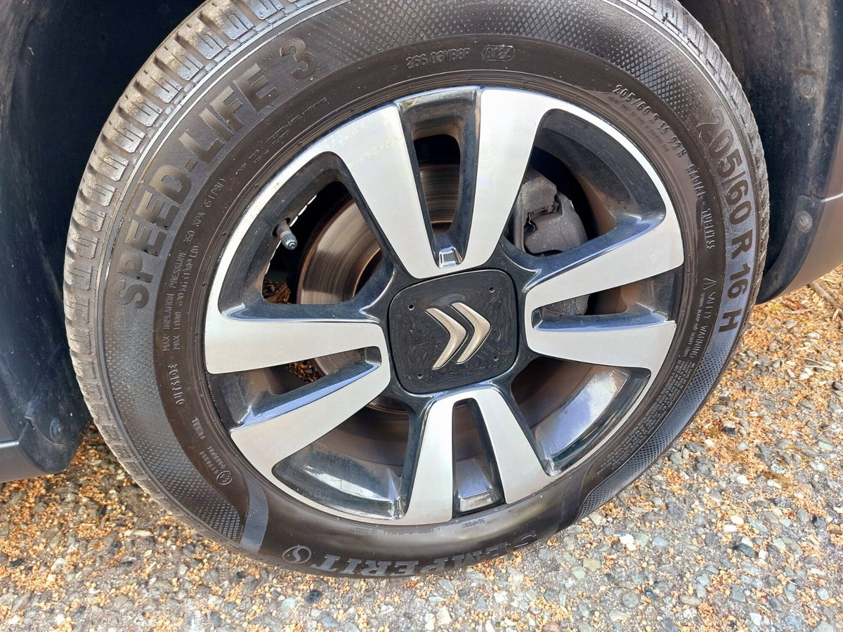 Citroen C3 Aircross BlueHDi 120 S&S EAT6 Shine (18)