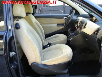 Lancia Ypsilon 1.2 (12)