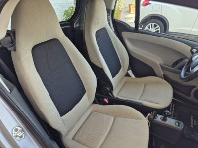 smart Fortwo 1000 52 kW MHD coupé passion (8)