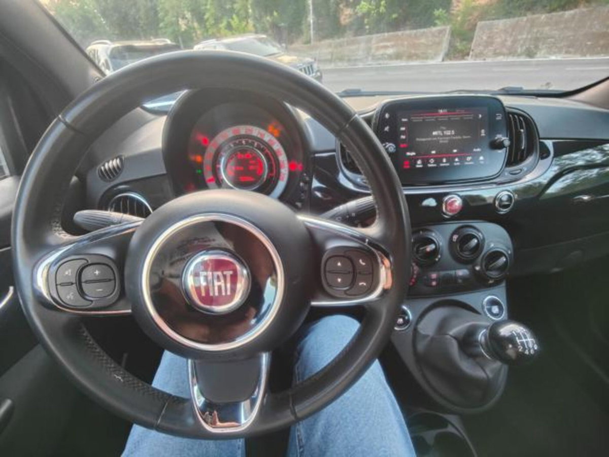 Fiat 500 1.0 Hybrid Red (17)