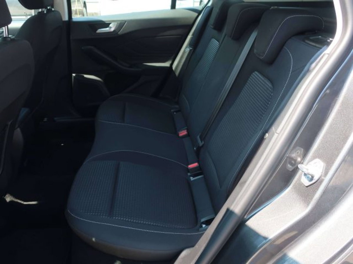 Ford Focus Station Wagon 1.5 EcoBlue 120 CV automatico SW Business (9)