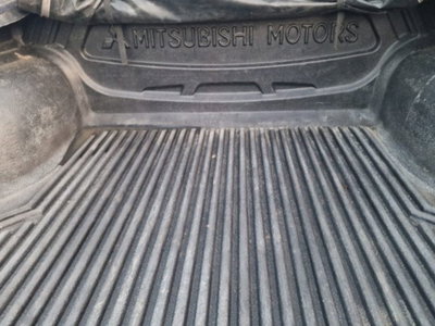 Mitsubishi L200 2.5 DI-D/136CV Double Cab Intense (20)