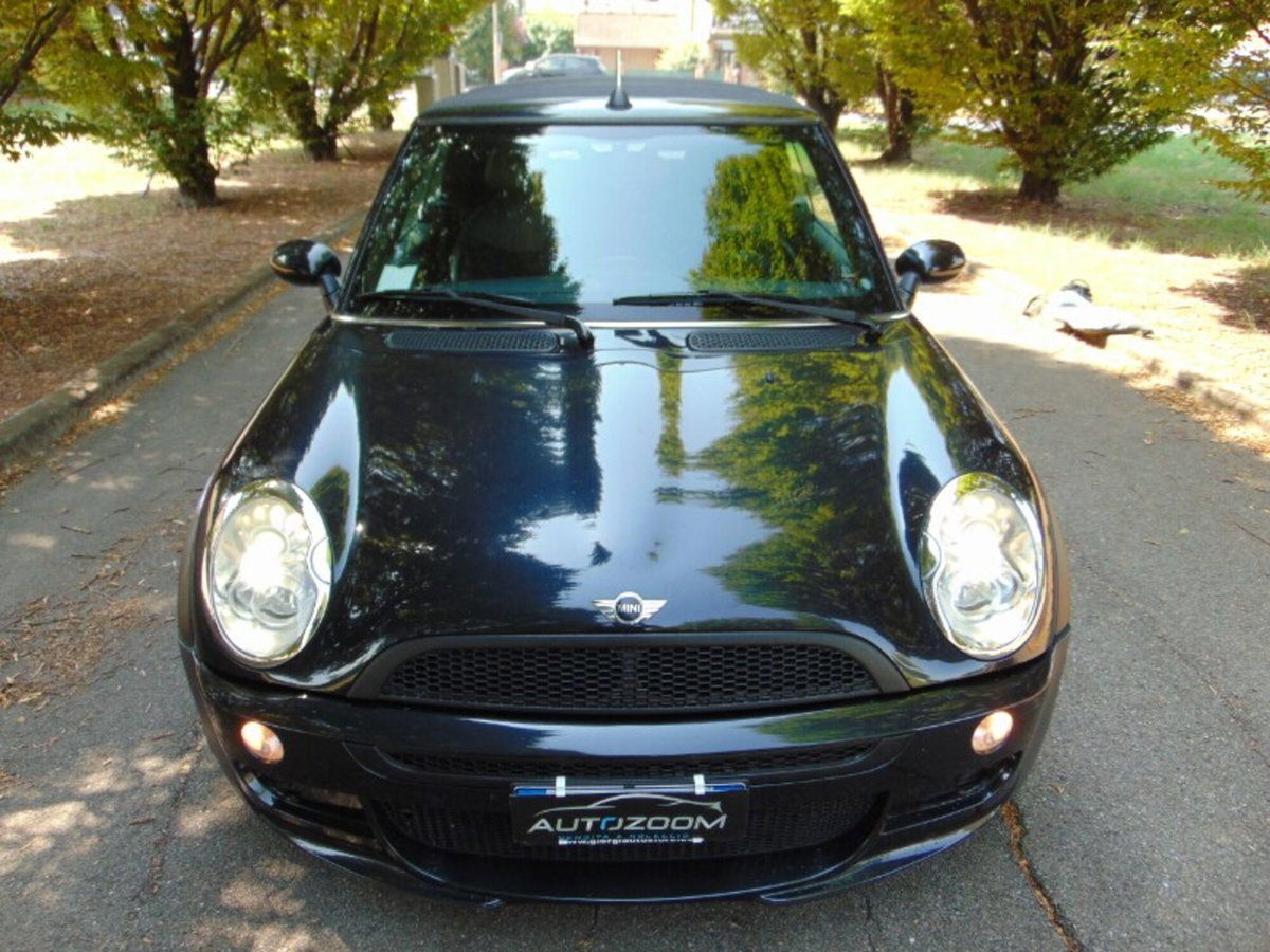 MINI Mini Cabrio 1.6 16V Cooper Cabrio (16)