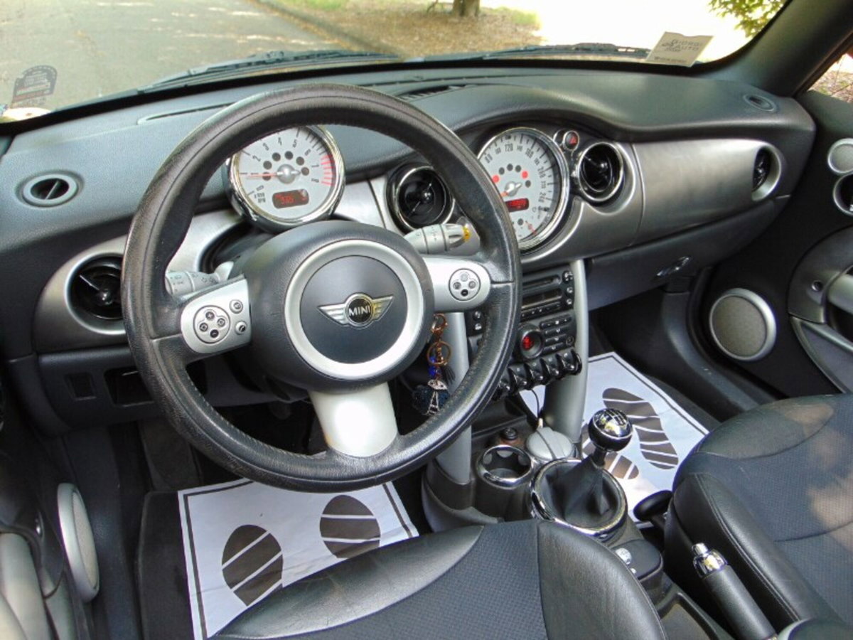 MINI Mini Cabrio 1.6 16V Cooper Cabrio (19)