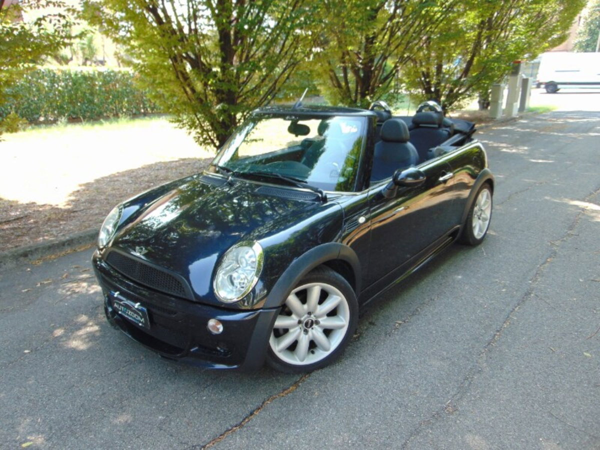 MINI Mini Cabrio 1.6 16V Cooper Cabrio (2)