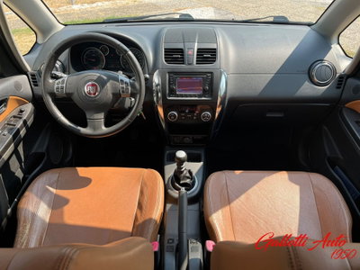 Fiat Sedici 2.0 MJT 16V DPF 4x4 Emotion (10)