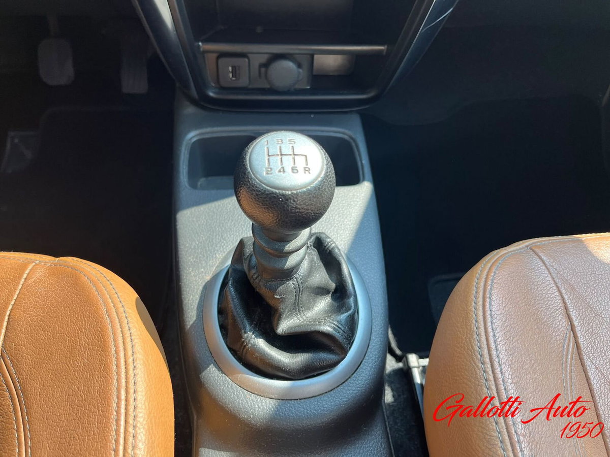 Fiat Sedici 2.0 MJT 16V DPF 4x4 Emotion (13)