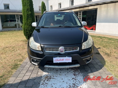 Fiat Sedici 2.0 MJT 16V DPF 4x4 Emotion (5)