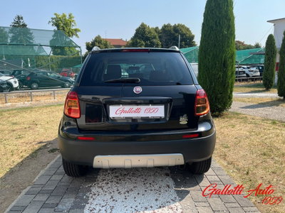 Fiat Sedici 2.0 MJT 16V DPF 4x4 Emotion (8)