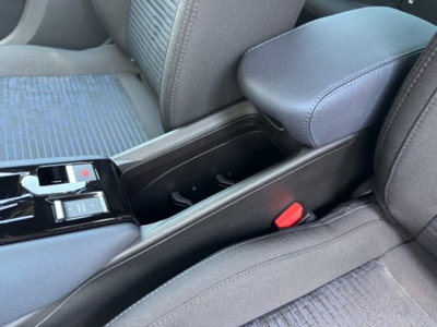 Alfa Romeo Junior 1.2 ibrida Sprint 145cv edct6 (17)