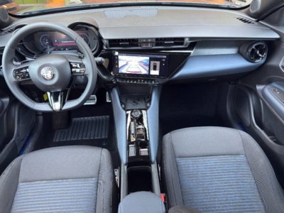 Alfa Romeo Junior 1.2 ibrida Sprint 145cv edct6 (8)
