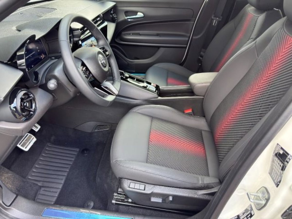 Alfa Romeo Junior 1.2 ibrida Q4 Ti 145cv edct6 (7)