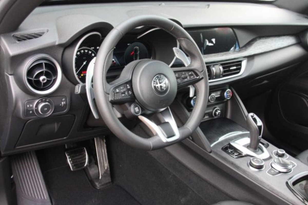 Alfa Romeo Stelvio Stelvio 2.2 Turbodiesel 160 CV AT8 RWD Sprint (20)
