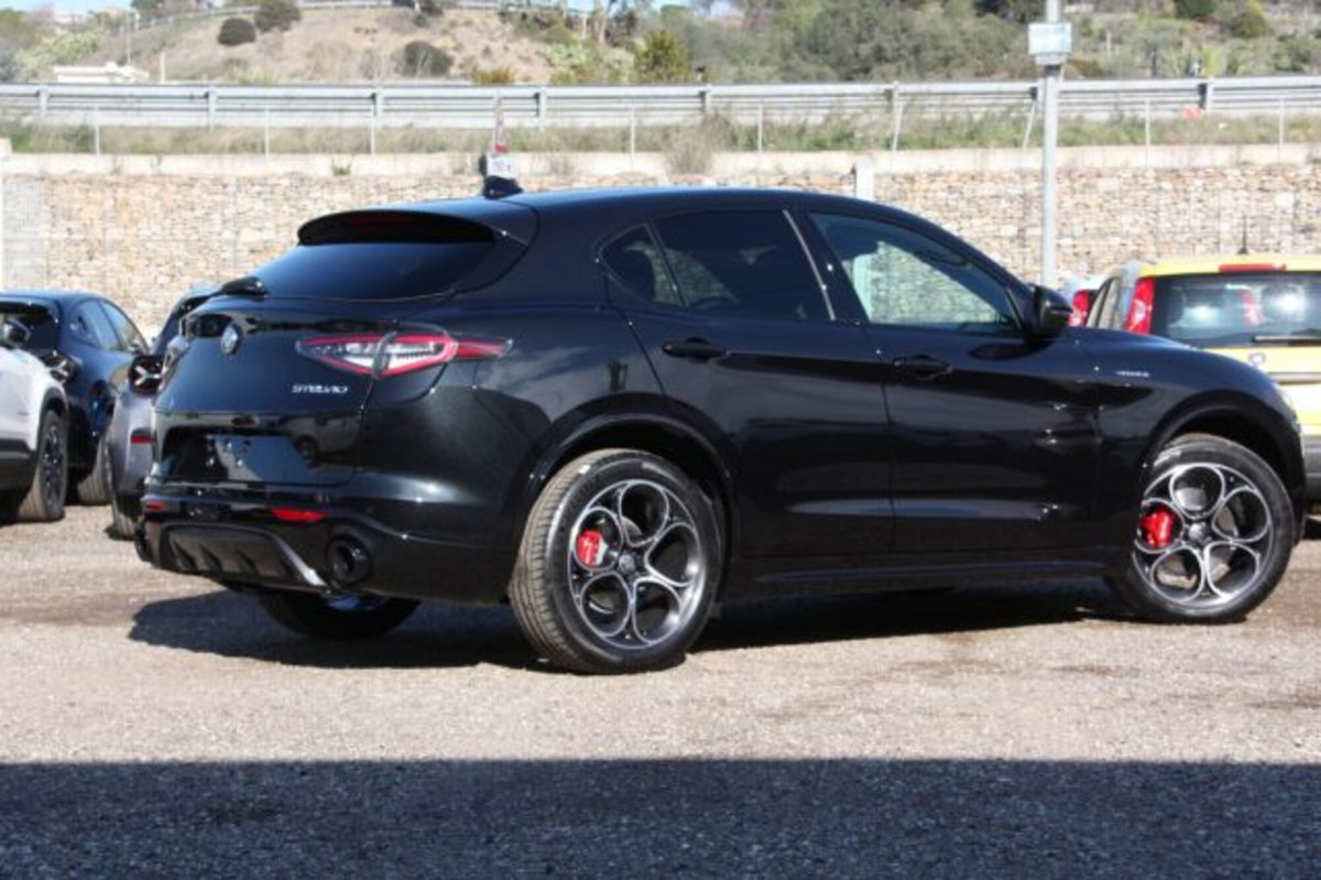 Alfa Romeo Stelvio Stelvio 2.2 Turbodiesel 160 CV AT8 RWD Sprint (3)