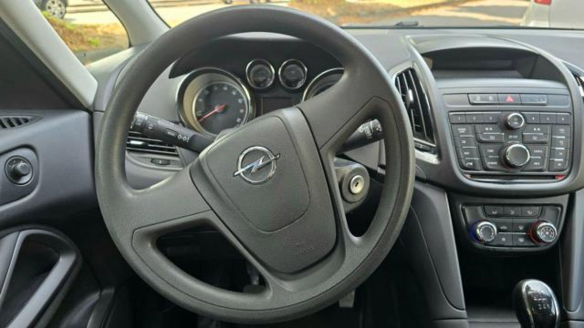 Opel Zafira 1.4 Turbo 120CV Innovation (17)