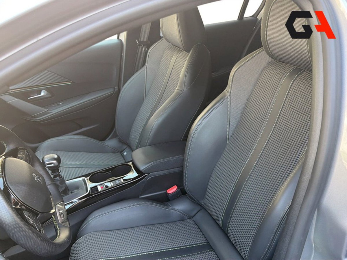 Peugeot 208 PureTech 100 Stop&Start 5 porte GT (15)