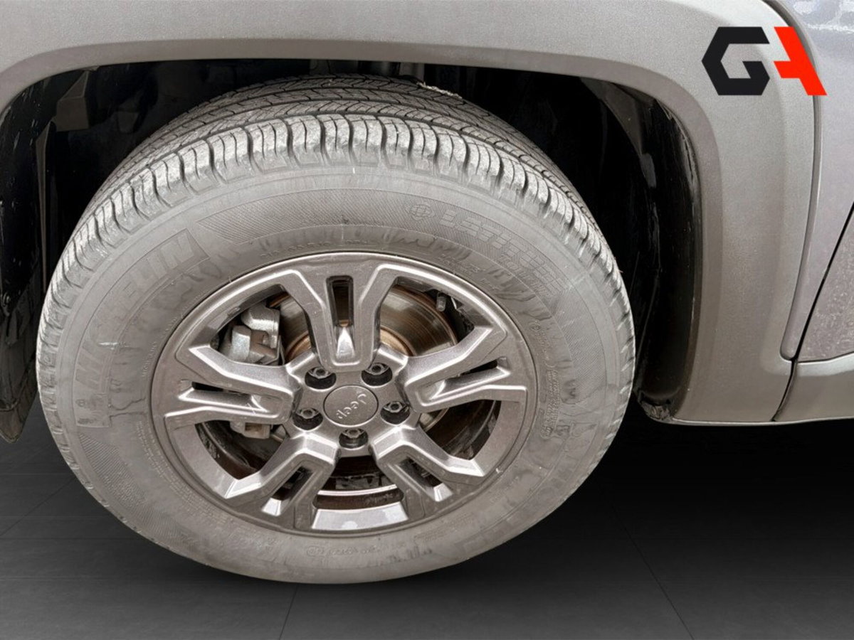 Jeep Renegade 1.6 Mjt 130 CV Business (17)